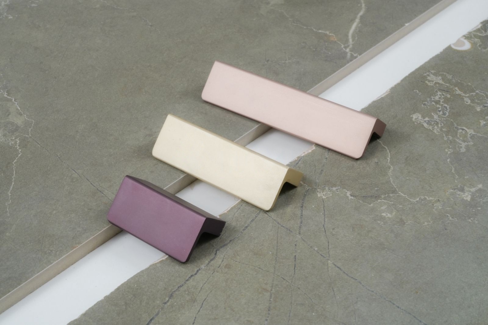 Premium Cabinet Handles for Stylish & Functional Interiors